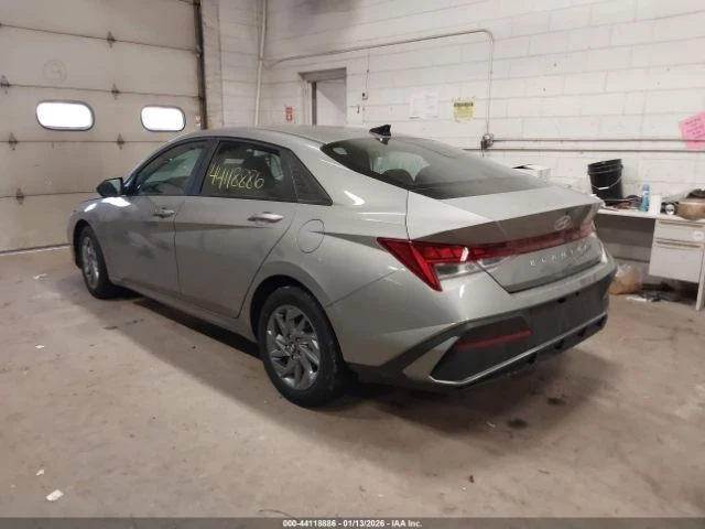 Hyundai Elantra HYBRID* BLUE* KEYLESS | Mobile.bg � ����������� 4