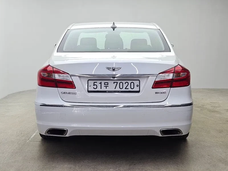 Hyundai Genesis 3.3, снимка 4 - Автомобили и джипове - 54618099