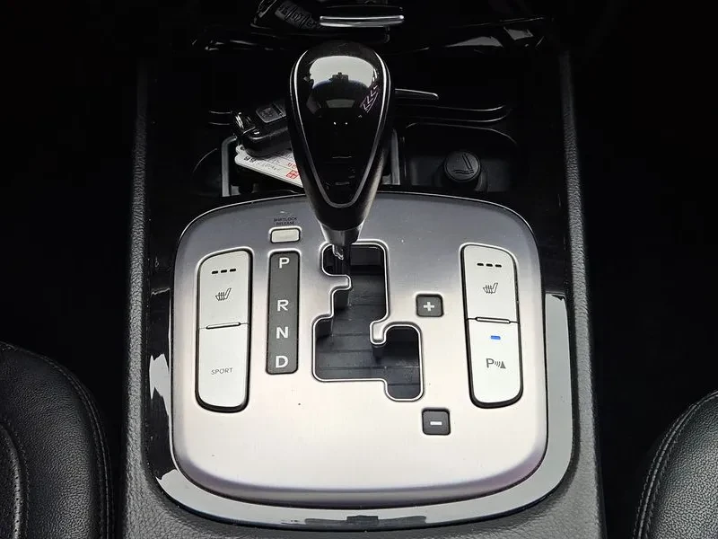 Hyundai Genesis 3.3, снимка 9 - Автомобили и джипове - 54618099