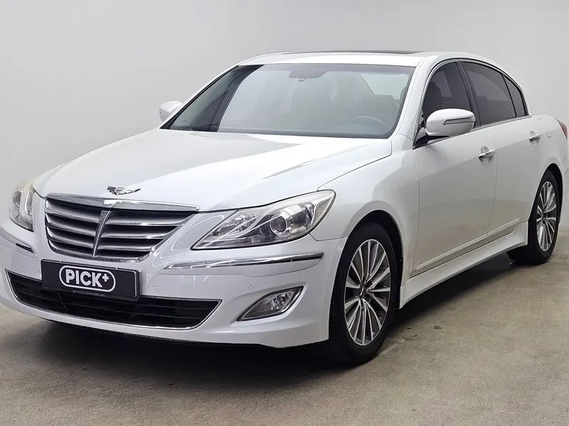 Hyundai Genesis 3.3