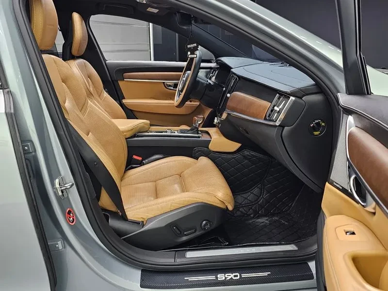 Volvo S90, снимка 11 - Автомобили и джипове - 54823206