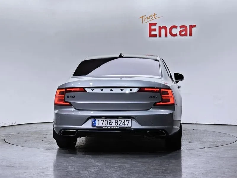 Volvo S90, снимка 4 - Автомобили и джипове - 54823206