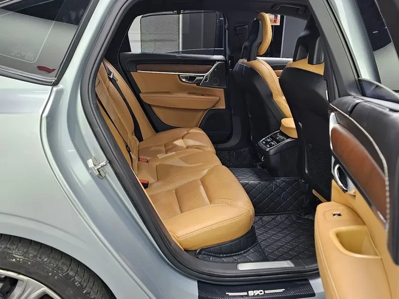 Volvo S90, снимка 12 - Автомобили и джипове - 54823206