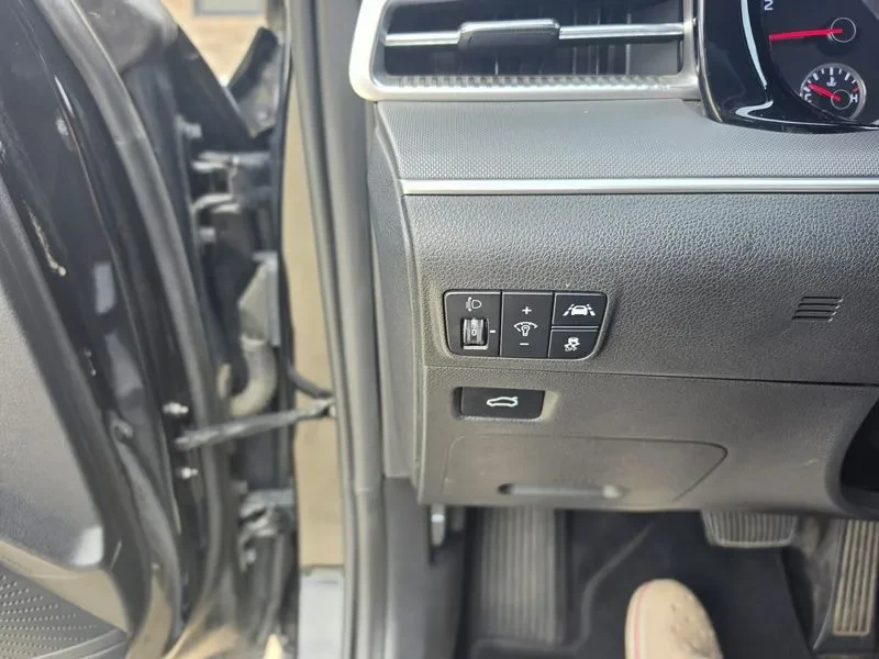 Kia K5 2.0 Lpi Trendy, снимка 11 - Автомобили и джипове - 55739278