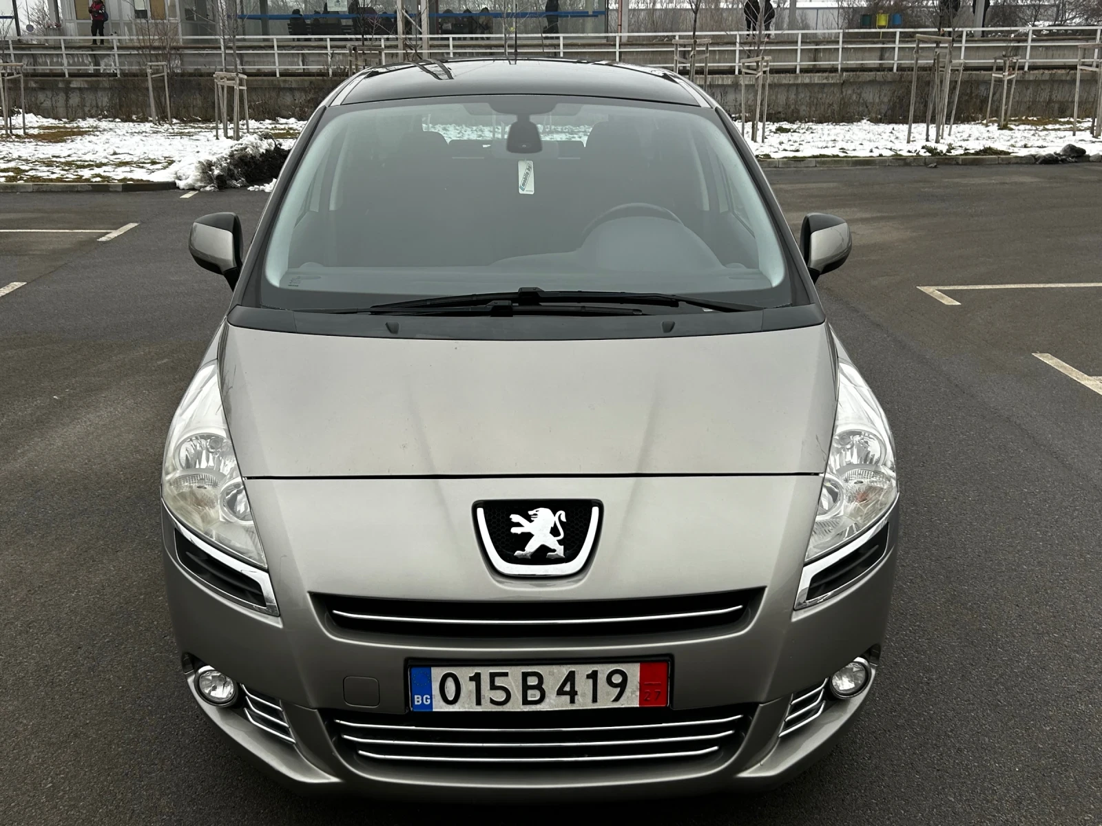 Peugeot 5008 1.6/Panorama/Avotmat/7места/ - изображение 2