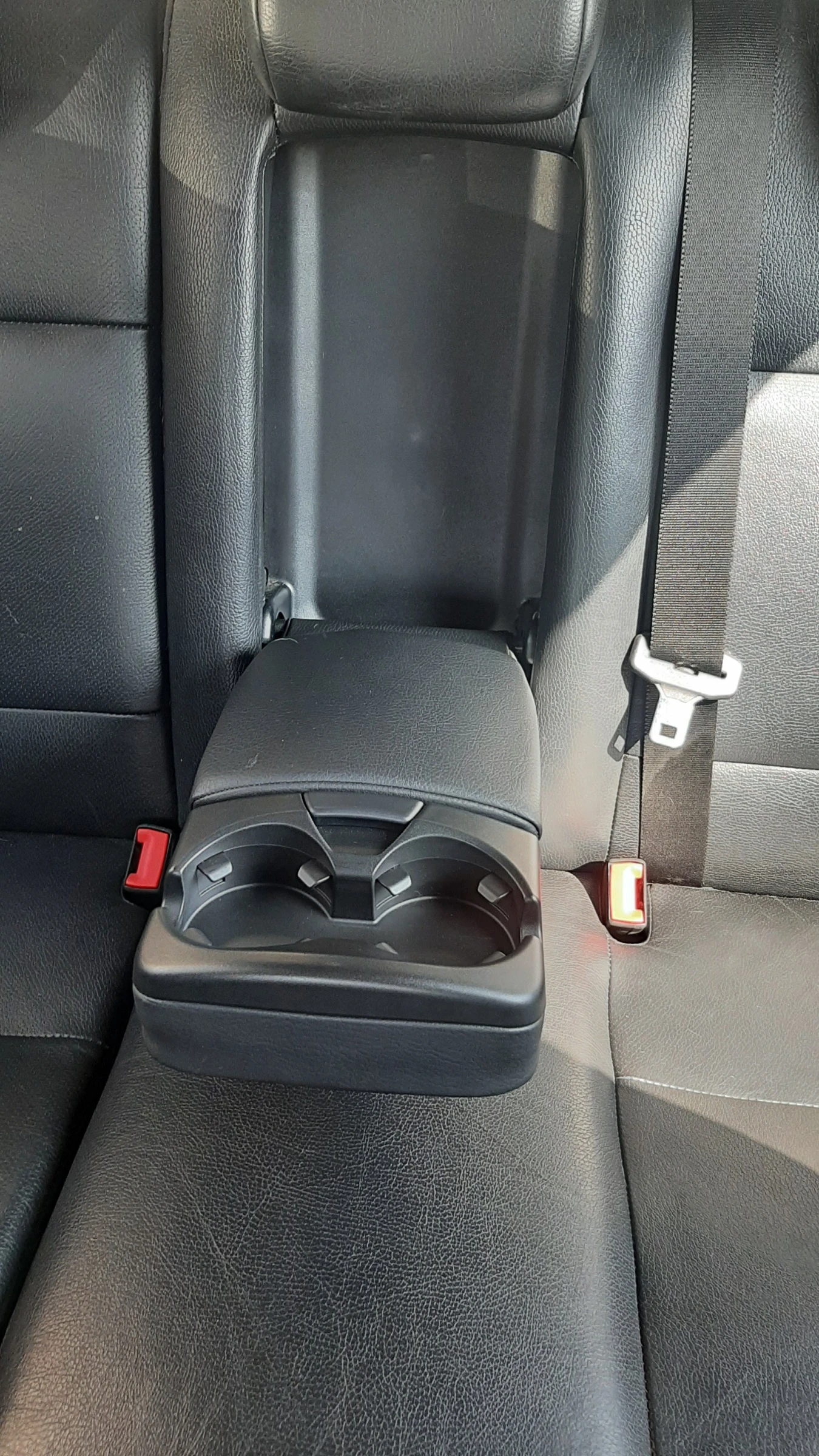 Ford Focus 2.0 145 �.�. ������� �� ��� | Mobile.bg � ����������� 11