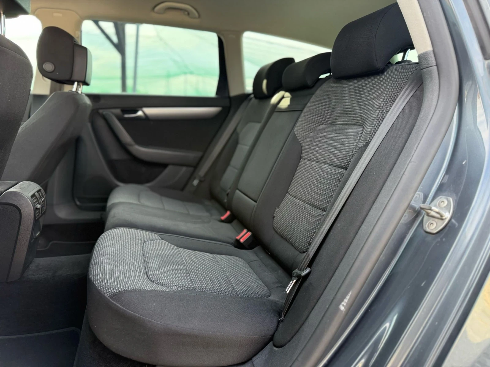 VW Passat 2.0 TDI 170kc. - изображение 10