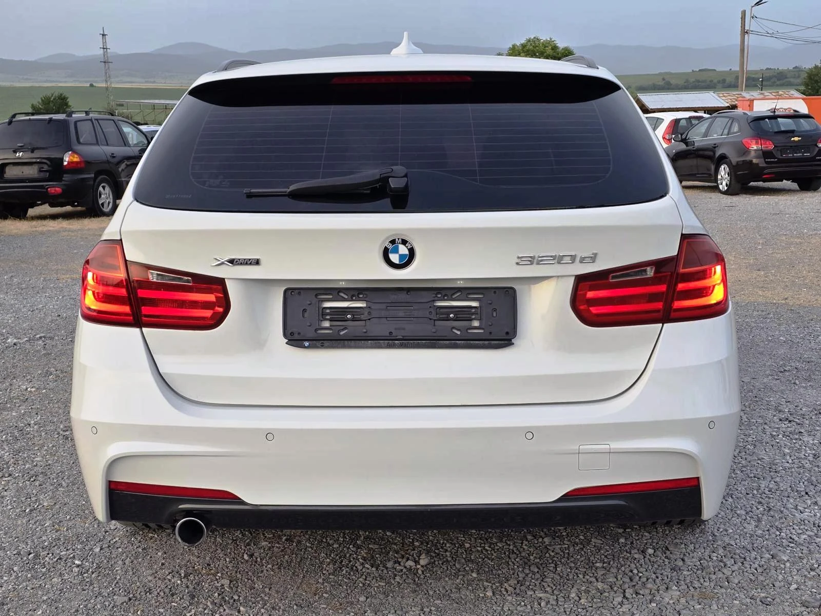 BMW 320 320d М-пакет X-drive 184к.с. - изображение 4