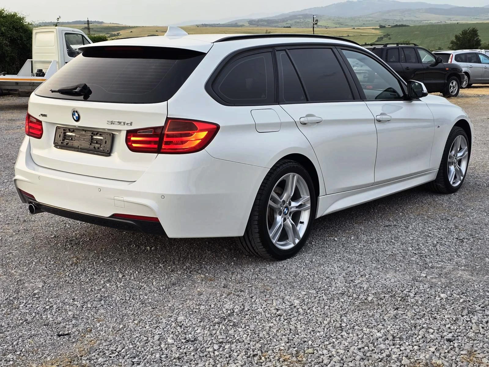 BMW 320 320d М-пакет X-drive 184к.с. - изображение 3