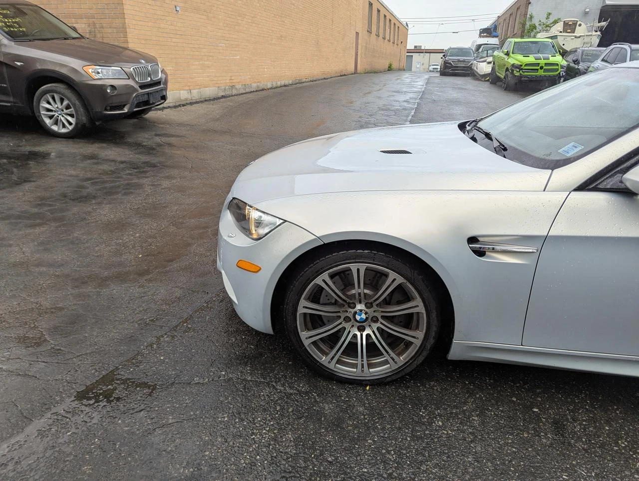 BMW M3  - изображение 7