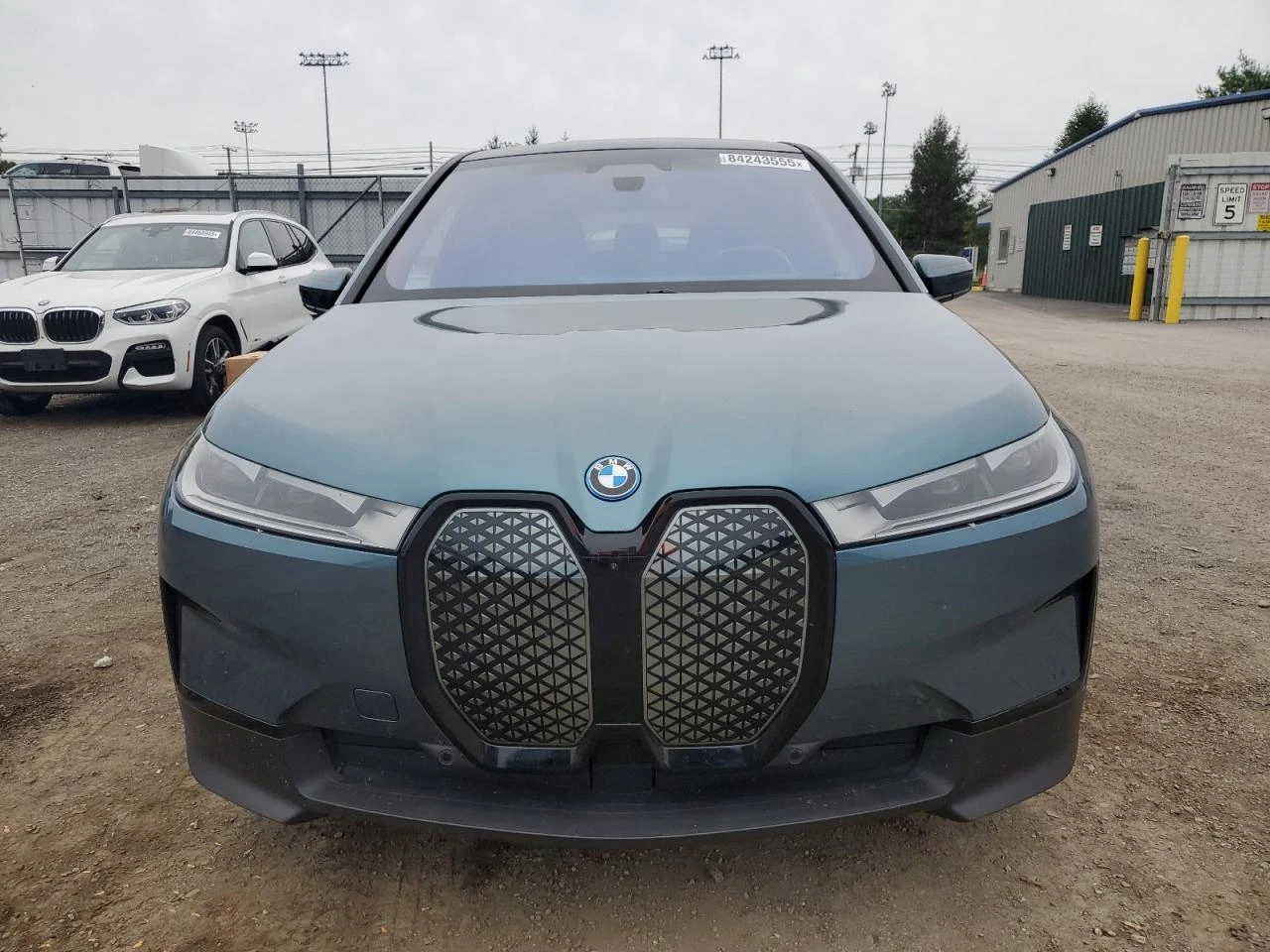 BMW iX XDRIVE50 - изображение 5