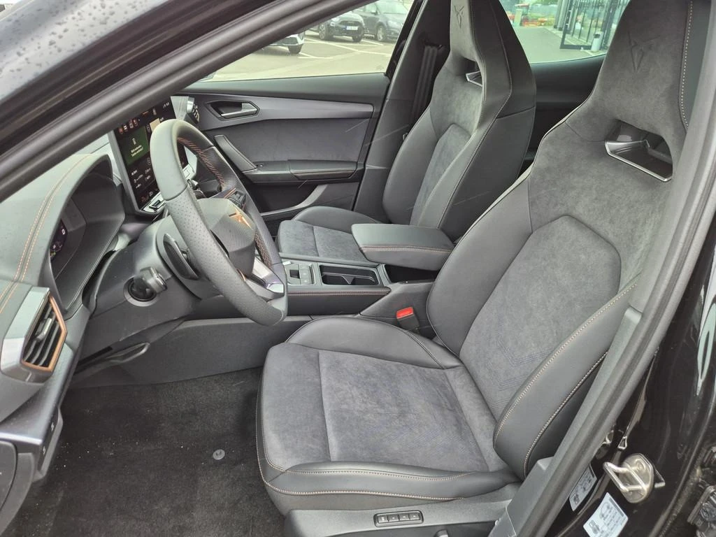 Cupra Formentor VZ* ABT* DISTR* MEMORY* KEYLESS* CAM*  - изображение 6