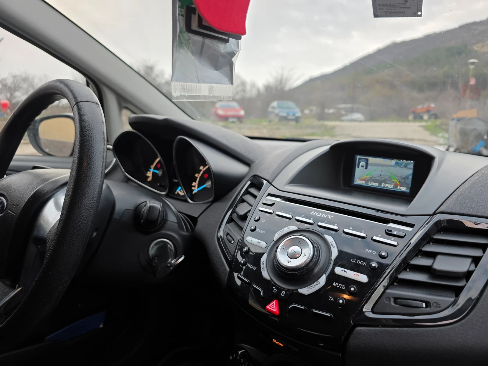 Ford Fiesta d= СЕРВИЗНА ИСТОРИЯ= КАМЕРА= BLUETOOTH=  - изображение 6