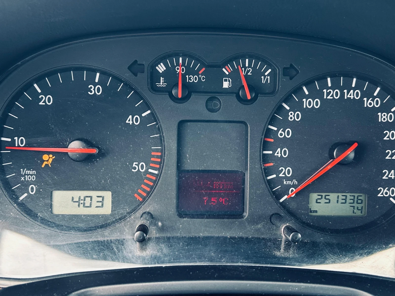 VW Golf, снимка 9 - Автомобили и джипове - 53760015