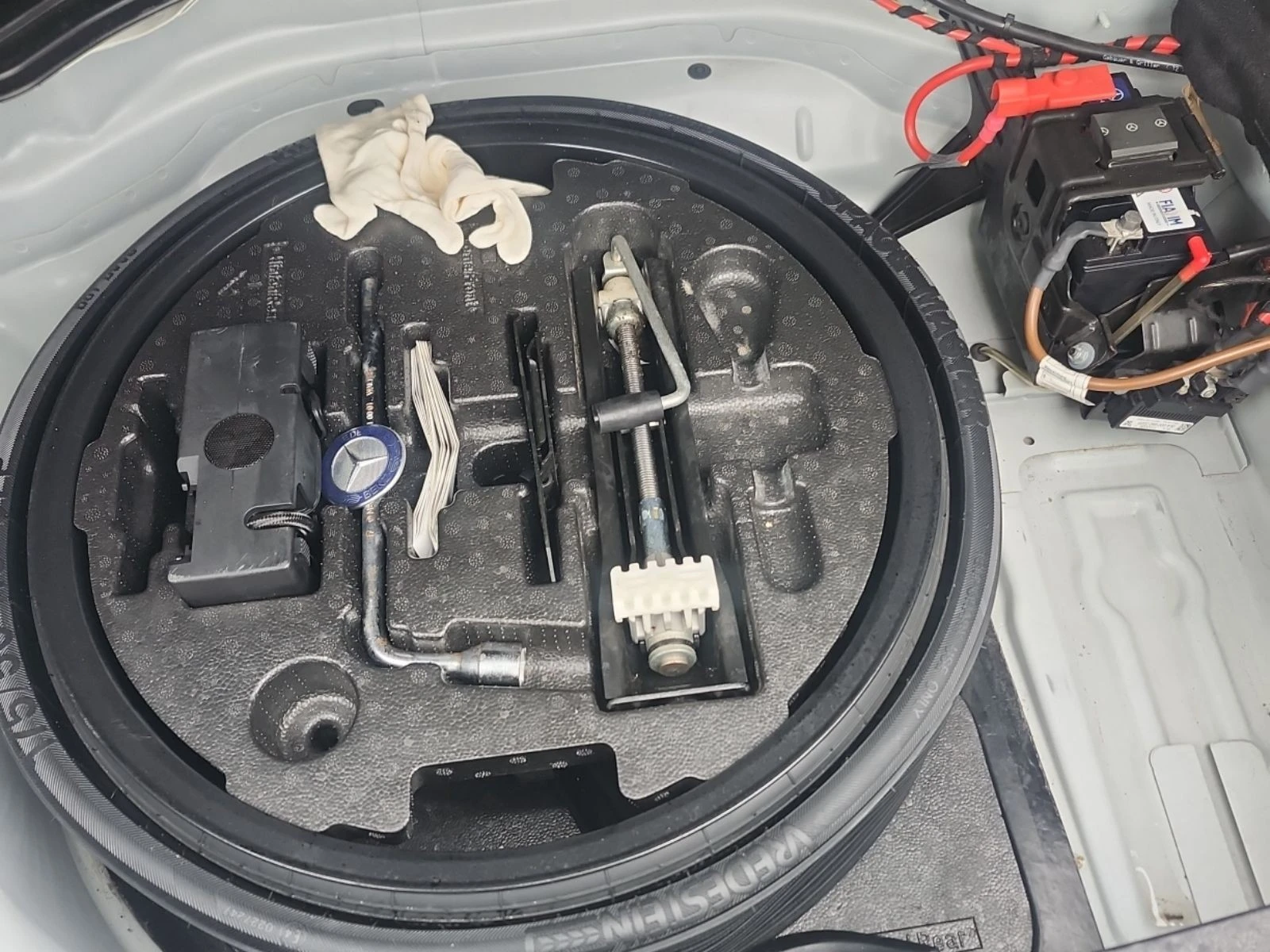 Mercedes-Benz CLS 63 AMG  С РЕГИСТРАЦИЯ & АВТО КРЕДИТ , снимка 15 - Автомобили и джипове - 53951795