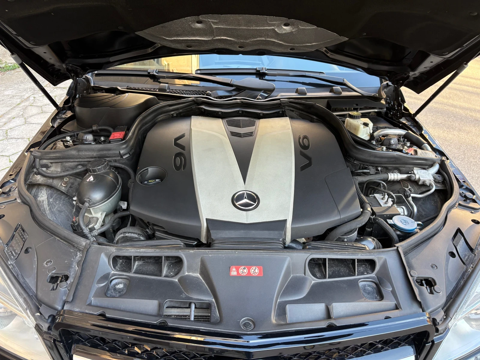 Mercedes-Benz C 350 AMG, снимка 17 - Автомобили и джипове - 54140145