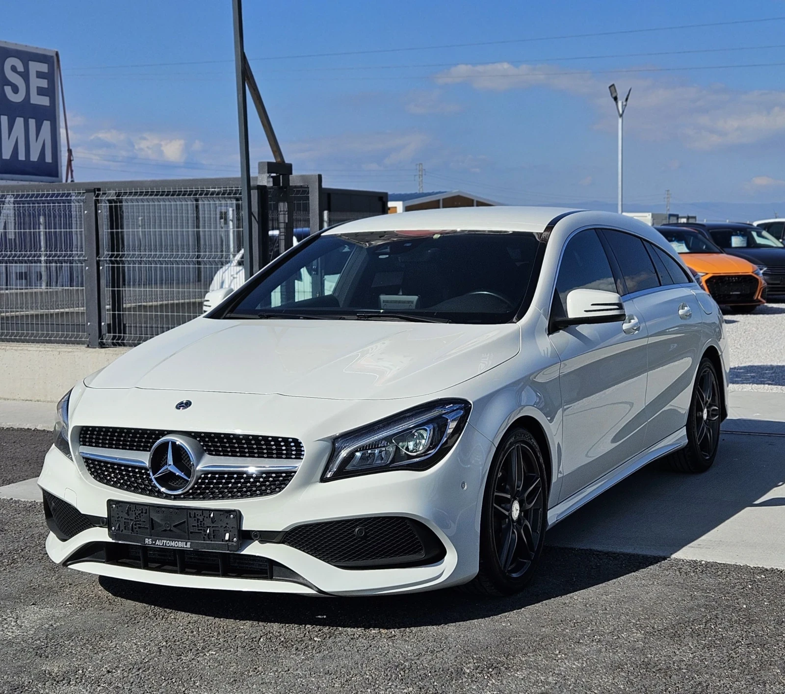 Mercedes-Benz CLA 200 AMG-Design , снимка 1 - Автомобили и джипове - 54159111