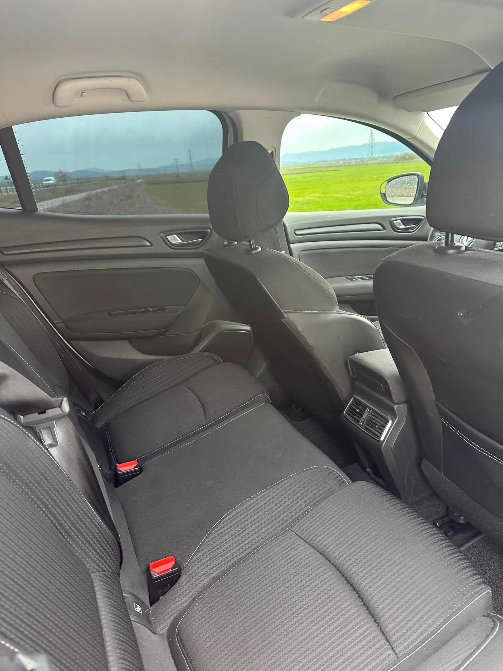Renault Megane 1.5 DCI AUTOMATIC EURO 6 | Mobile.bg � ����������� 11