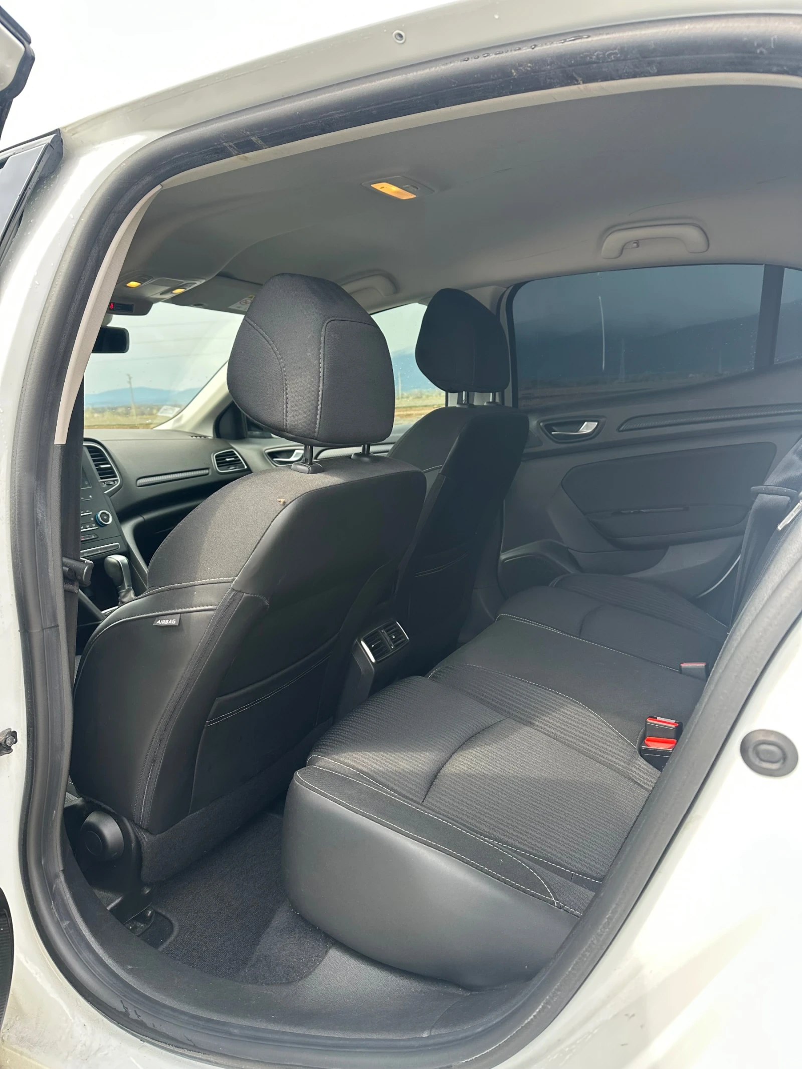 Renault Megane 1.5 DCI AUTOMATIC EURO 6 | Mobile.bg � ����������� 10