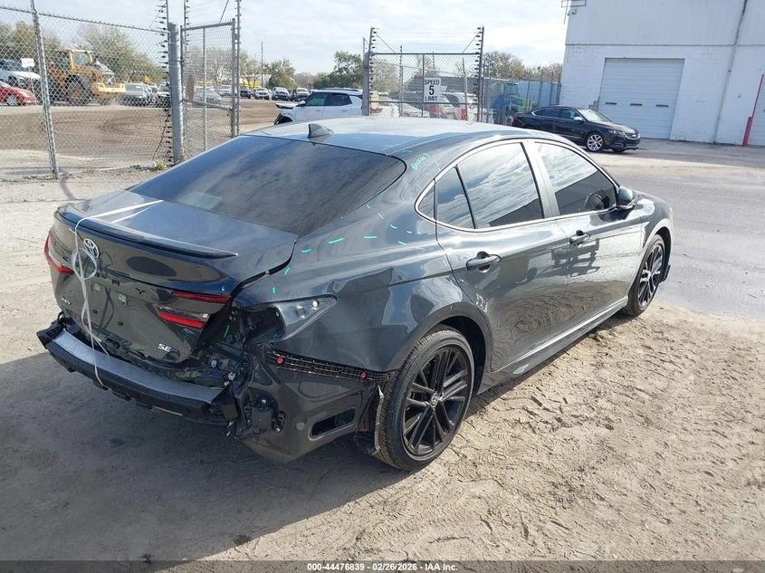 Toyota Camry SE * CARFAX * КРАЙНА ЦЕНА* , снимка 4 - Автомобили и джипове - 54490853