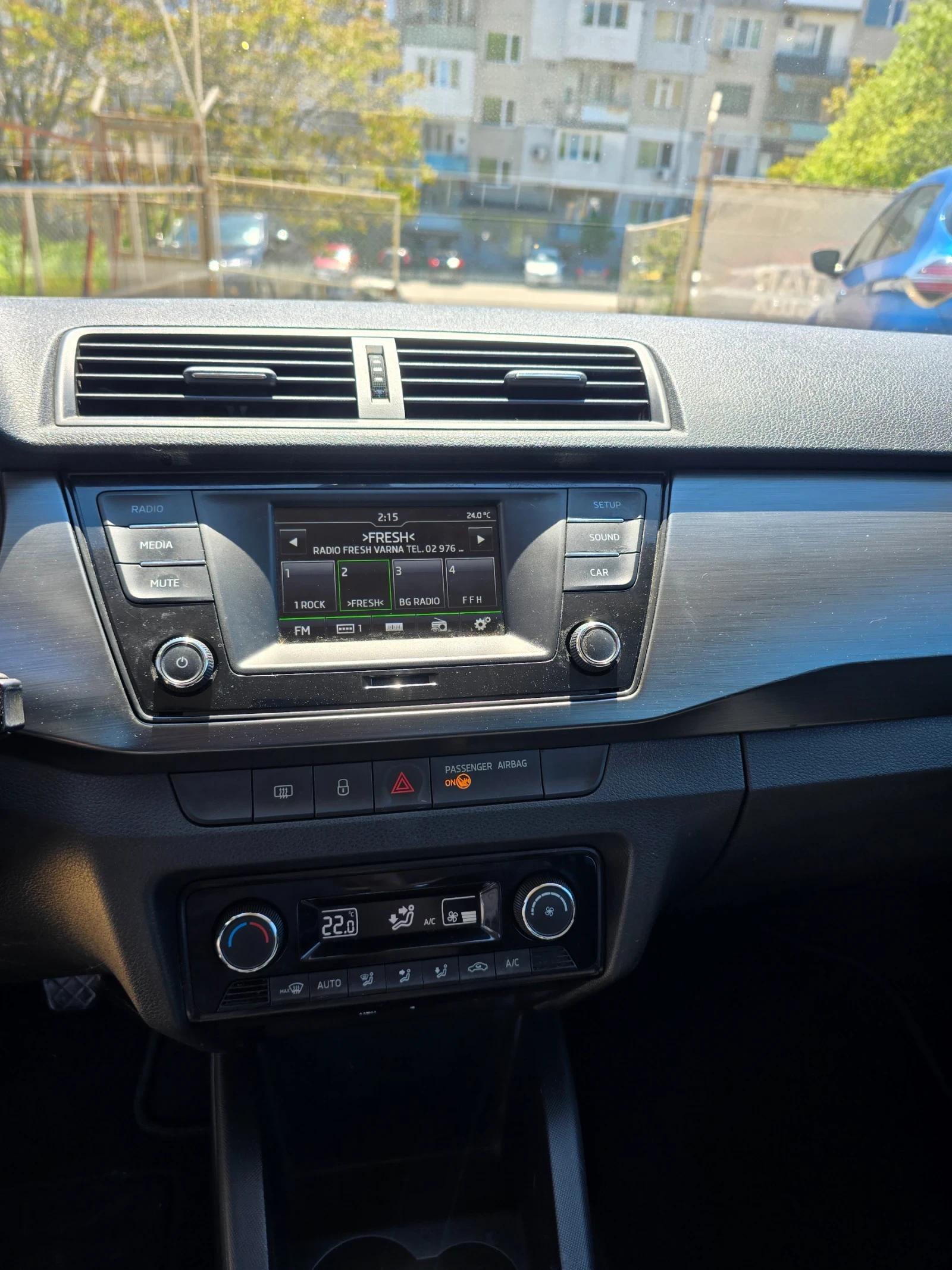 Skoda Fabia 1.2 TSI 110 конски сили, снимка 8 - Автомобили и джипове - 54607818