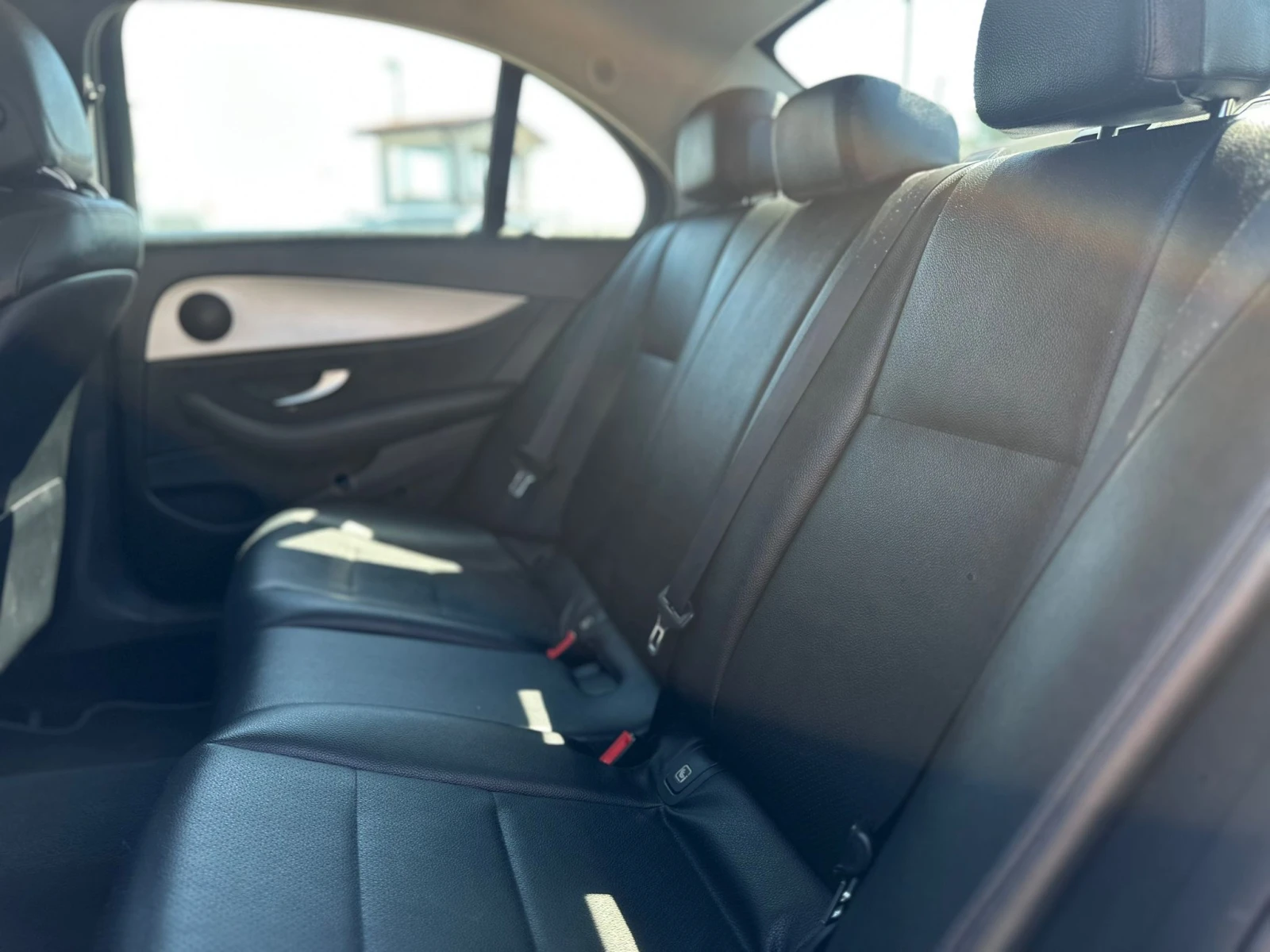 Mercedes-Benz E 200 / 9G-TRONIC / TOP / | Mobile.bg � ����������� 10