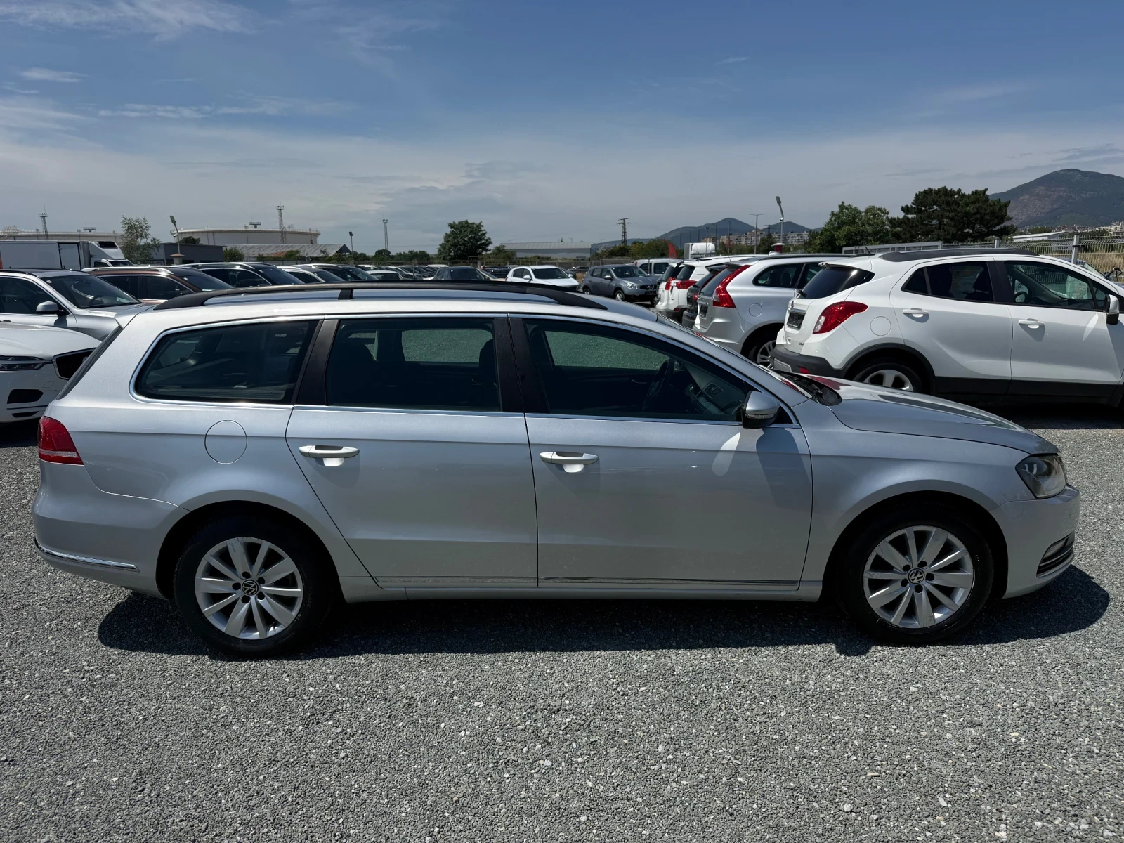 VW Passat (KATO НОВА), снимка 4 - Автомобили и джипове - 55431781