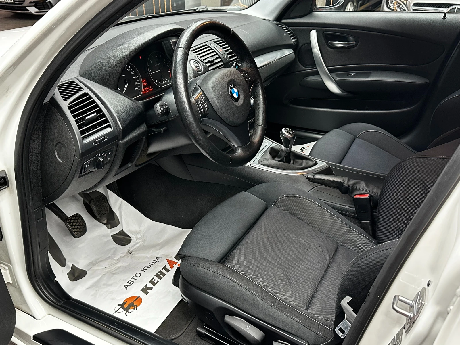 BMW 118 2.0d 143 к.с., снимка 9 - Автомобили и джипове - 55582794