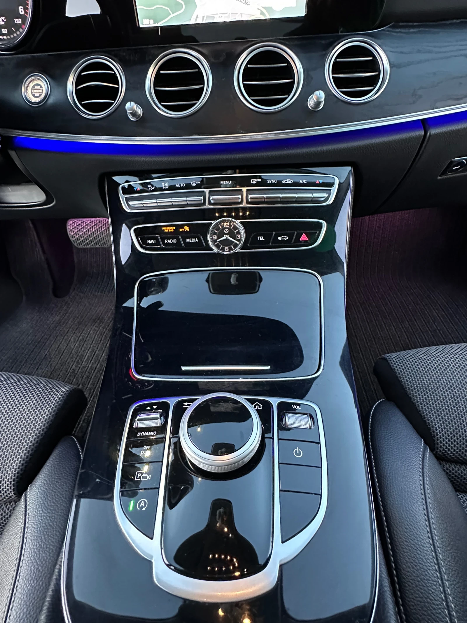 Mercedes-Benz E 200 Mercedes-Benz  E200 9G, снимка 8 - Автомобили и джипове - 55596203