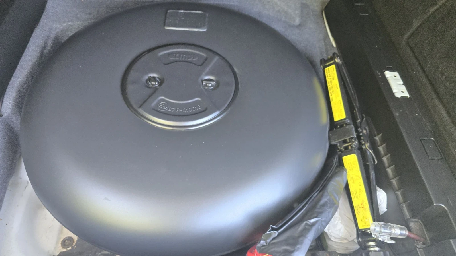 Mercedes-Benz ML 550 5.5 V8 388hp, LPG, Пружини, снимка 13 - Автомобили и джипове - 55732324