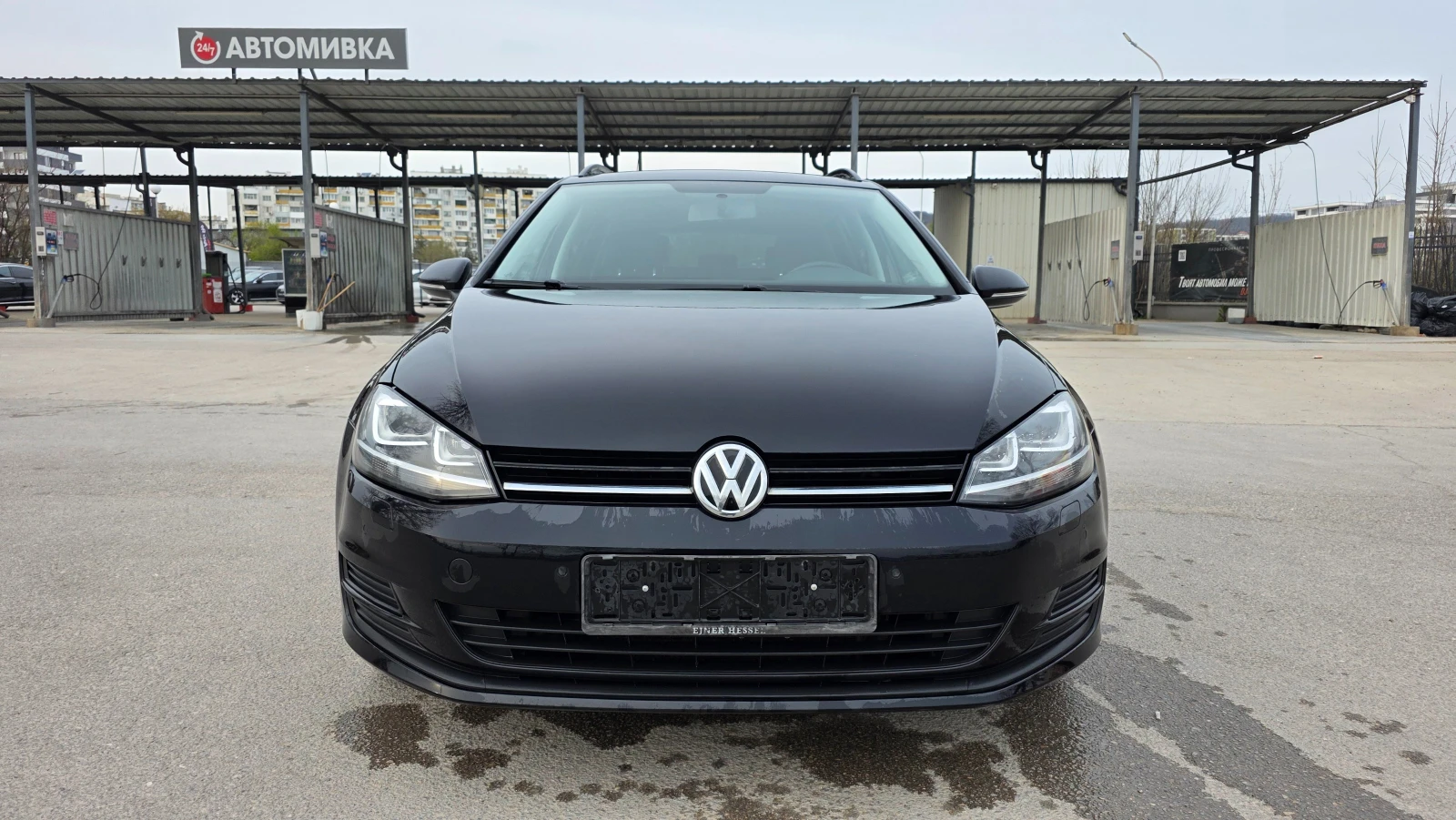 VW Golf КАТО ЧИСТО НОВА, снимка 2 - Автомобили и джипове - 56155823