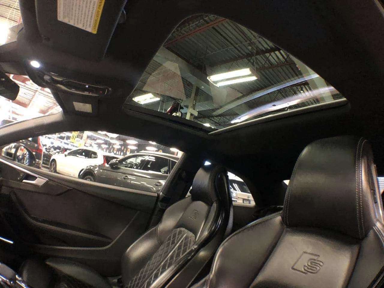 Audi S5 * 3.0 TFSI TECHNIK AWD LEATHER PAN/ROOF NAV, снимка 12 - Автомобили и джипове - 56213848