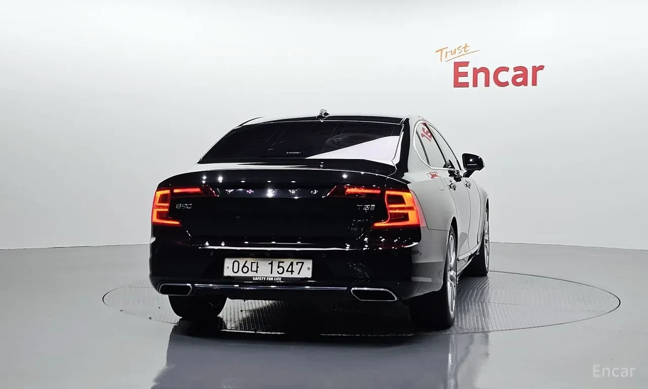 Volvo S90 Т5* 360 КАМЕРИ* СЛЕДЕНЕ НА ЛЕНТИ* КРАЙНА ЦЕНА* , снимка 4 - Автомобили и джипове - 56491826