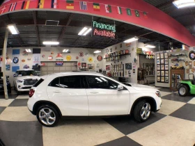 Mercedes-Benz GLA 4MATIC LEATHER PAN/ROOF CARPLAY B/SPOT CAM, снимка 7