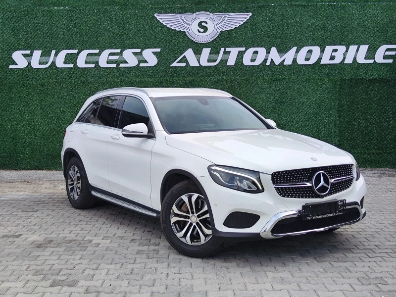 Mercedes-Benz GLC 220 AMG* CAMERA* RECARO* LIZING, снимка 1 - Автомобили и джипове - 41973090