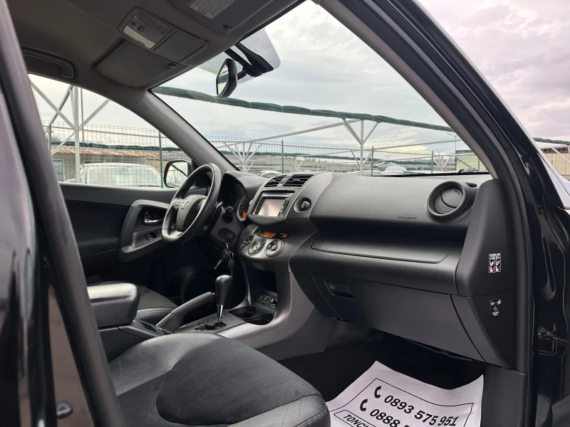 Toyota Rav4 CROSSOVER-4x4-AUTOMAT-168.247km-NEW-NAVI-FULL, снимка 14 - Автомобили и джипове - 48417716