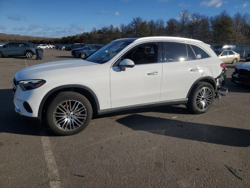 Mercedes-Benz GLC Подгрев* Burmester* Keyless* Камера* Панорама, снимка 4 - Автомобили и джипове - 49243661