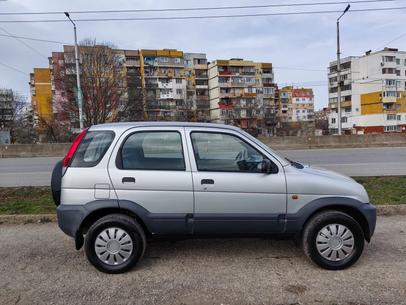 Daihatsu Terios 1.3i. 88ps 4x4, снимка 4 - Автомобили и джипове - 49471638