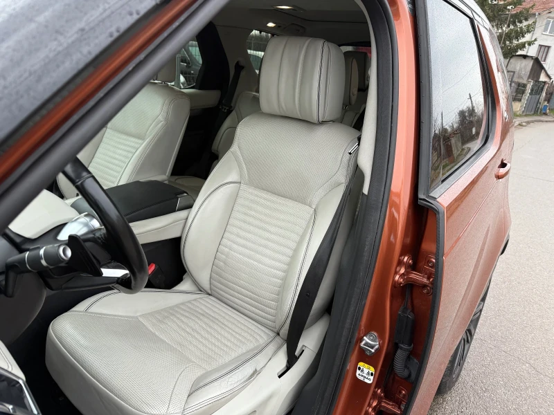 Land Rover Discovery 3.0D 7 МЕСТА, снимка 10 - Автомобили и джипове - 52663258