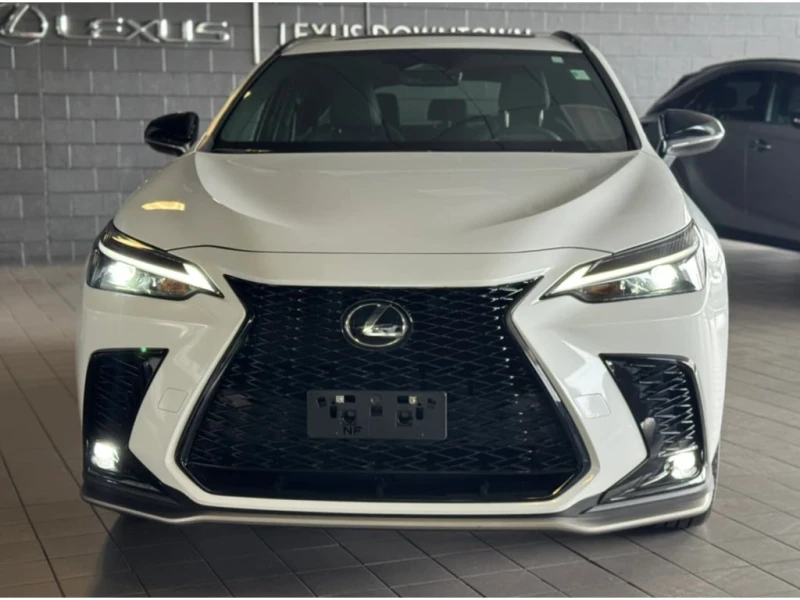 Lexus NX * F Sport Pkg 2| Safety Certified| Welcome Trades|, снимка 2 - Автомобили и джипове - 52924042