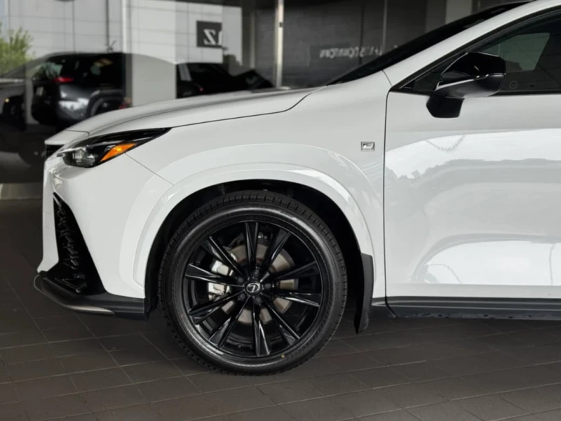 Lexus NX * F Sport Pkg 2| Safety Certified| Welcome Trades|, снимка 5 - Автомобили и джипове - 52924042