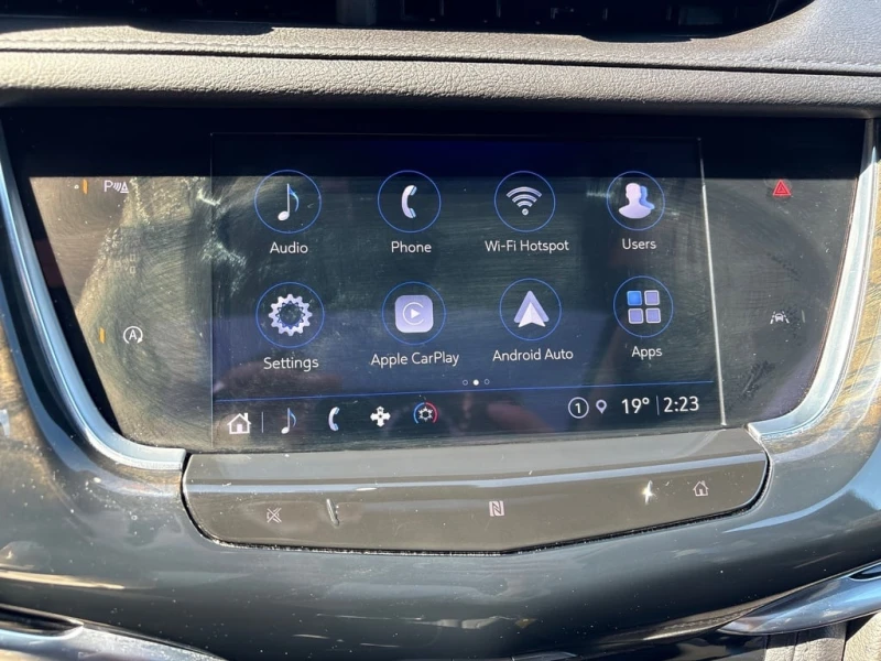 Cadillac XT6 * Premium Luxury AWD + 7 Pass + Sunroof + 1 Owner , снимка 6 - Автомобили и джипове - 53024107