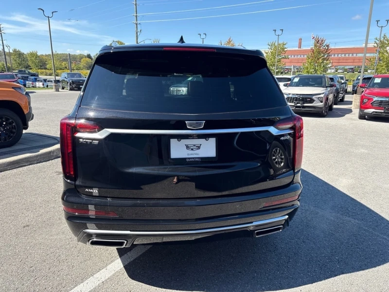 Cadillac XT6 * Premium Luxury AWD + 7 Pass + Sunroof + 1 Owner , снимка 4 - Автомобили и джипове - 53024107