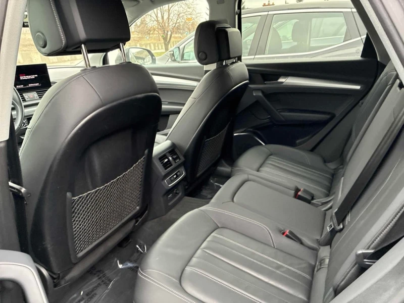 Audi Q5 2024 Komfort * CARFAX * БЕЗ ПЪРВОНАЧАЛНА ВНОСКА, снимка 10 - Автомобили и джипове - 53190196