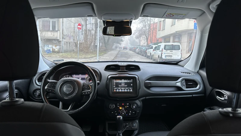 Jeep Renegade, снимка 4 - Автомобили и джипове - 53563694