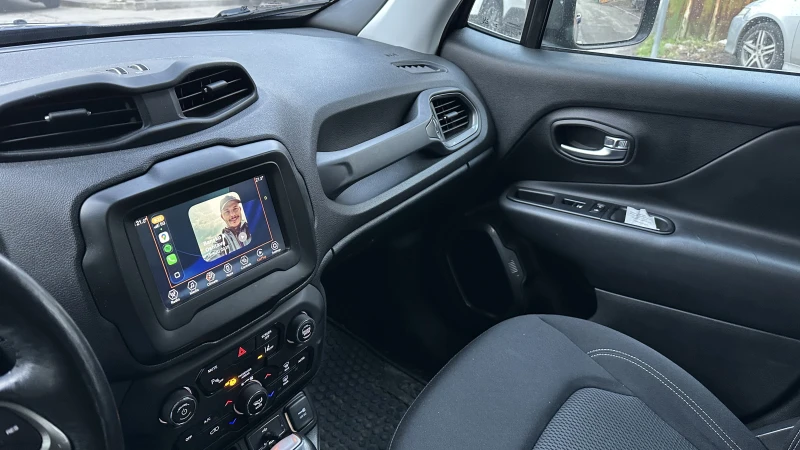 Jeep Renegade, снимка 5 - Автомобили и джипове - 53563694