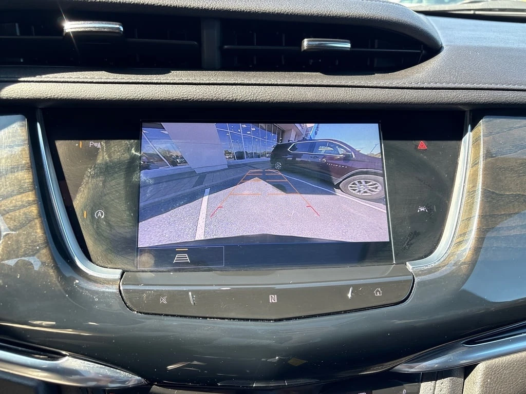 Cadillac XT6 * Premium Luxury AWD + 7 Pass + Sunroof + 1 Owner  | Mobile.bg � ����������� 7