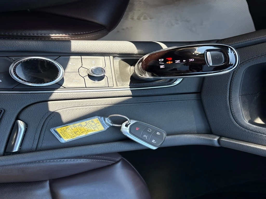 Cadillac XT6 * Premium Luxury AWD + 7 Pass + Sunroof + 1 Owner  | Mobile.bg � ����������� 10