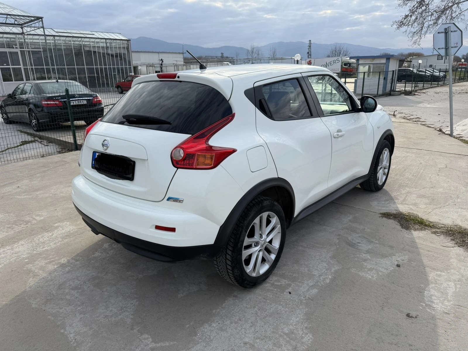 Nissan Juke 1.5 dCi 110 hp, снимка 5 - Автомобили и джипове - 53984850