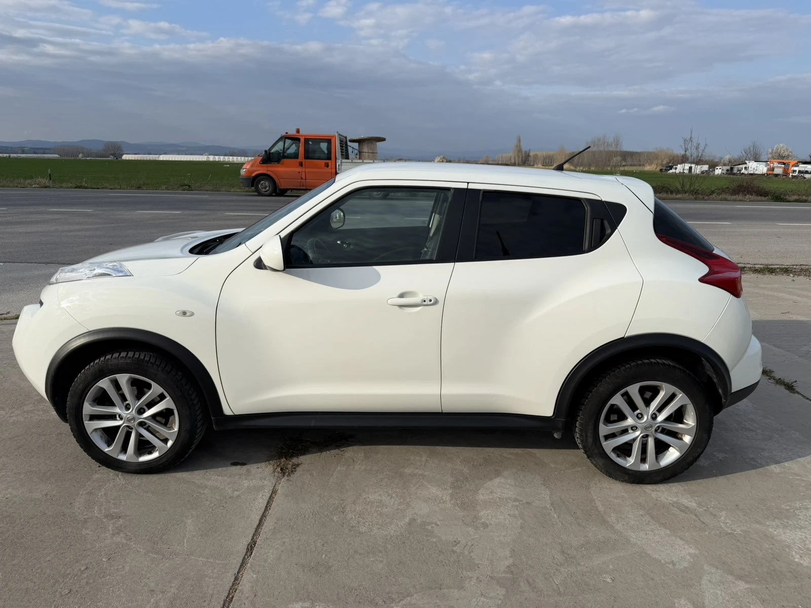 Nissan Juke 1.5 dCi 110 hp, снимка 8 - Автомобили и джипове - 53984850